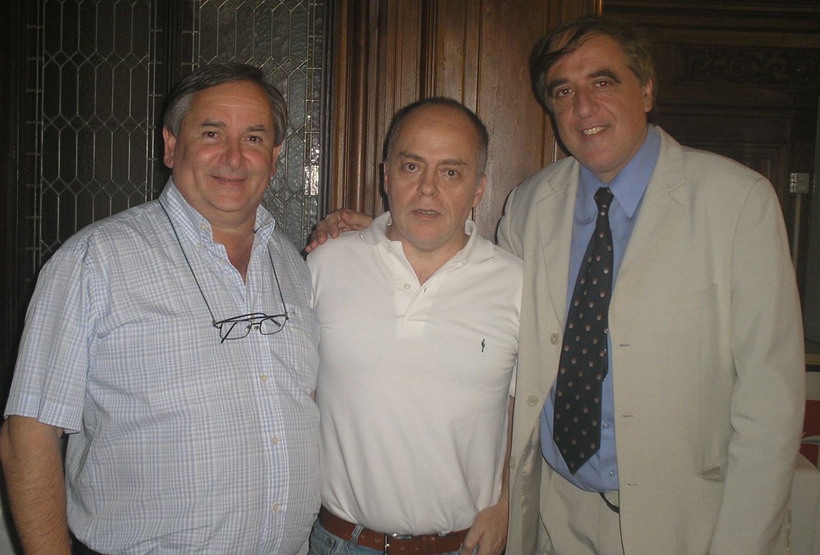 3 LADAC-Argentina Presidents pictured at the "Club Argentino de Ajedrez" on 18.12.2011. From left to right: Dr. Jorge Eduardo Deforel, Carlos Leon Cranbourne, Dr. Claudio Javier Gonçalves
